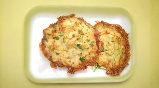122 虾仁煎蛋 omelette con gamberi