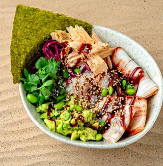 Special Bowl cu anghila 