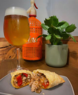 Empanada de Butifarra y Escalivada