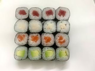 Maki mix (16 pzs.)
