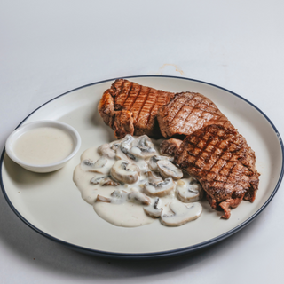 Медальоны в сливочном соусе (350гр.)