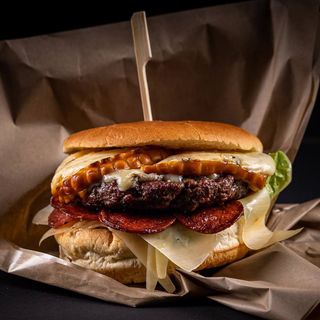 Burger Quattro Formaggi