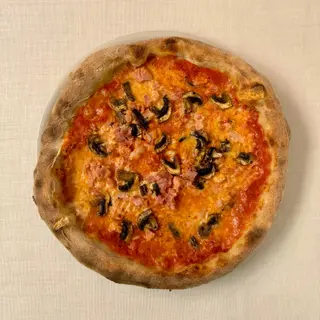 PIZZA PROSCIUTTO E FUNGHI  (32 Cm.)