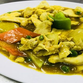 -43-Pechuga De Pollo Con Salsa Curry