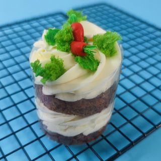 Сладкиш "Морковено-плодова"  (1бр / 120г)