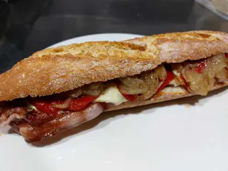 Bocata 25