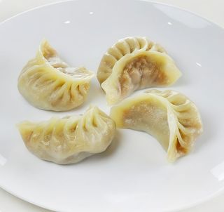 12. Gyoza cinese 4 pezzi