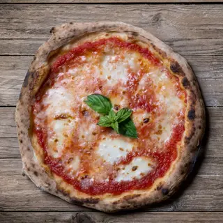 Pizza cuatro quesos