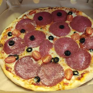 Pizza Bolonia
