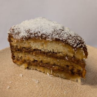 Tarta de dulce de leche y coco 