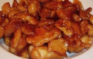 64. Панирано сладко-кисело пилешко (600г)