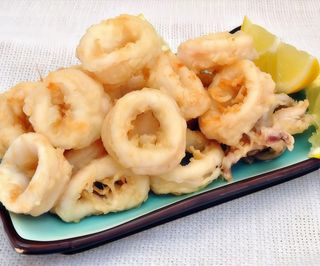 calamari fritti 炸鱿鱼圈