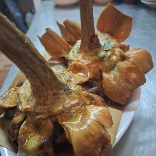 2 carciofi alla Giudia 