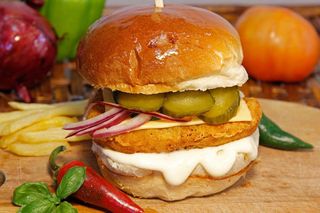 Пилешки бургер