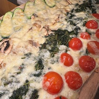 Pizza tonda vegetariana