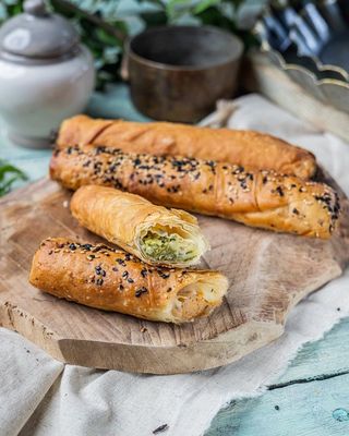 Burek štapić feta špinat