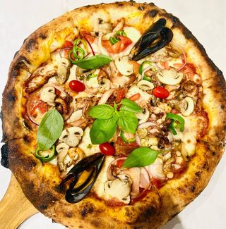 Pizza Fruit De Mer