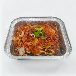 154. Spaghetti di soia con pollo e verdure