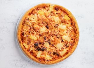 Chicken Hawaii Pizza