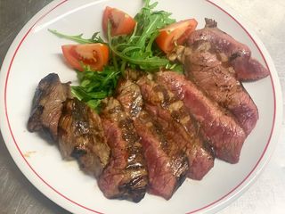 Tagliata rucola e pachino