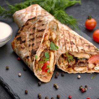 NEW!!! SHAVUXA з курочкою на йогуртовому соусі з яєчнею