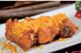 55 Costine di maiale saltato con sale e pepe