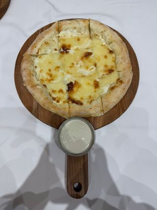 Д. "Патыр нан" с сыром.