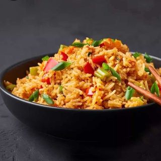 Пържен ориз с пиле шезуан