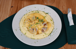 Svinjski file u šampinjon sosu