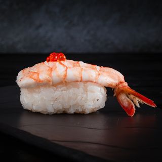 Нигири с креветкой