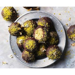 Zalabia with chocolate, Lotus, Pistachio