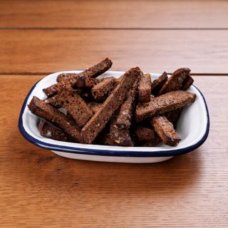 ნივრიანი პურები