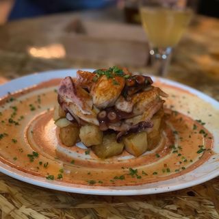 Pulpo A La Plancha Al Estilo De La Vera