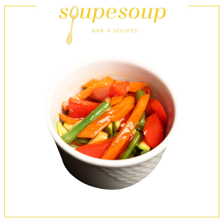 Légumes sautés marinés à la sauce du chef 