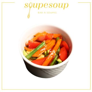 Légumes sautés marinés à la sauce du chef 