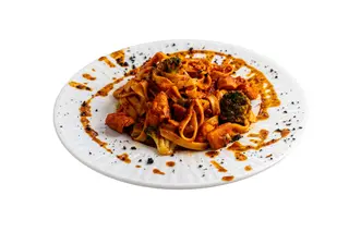 Tagliatelle sa lososom