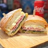 სენდვიჩი პროშუტოთი