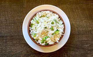 ბრინჯი ბოსტნეულით