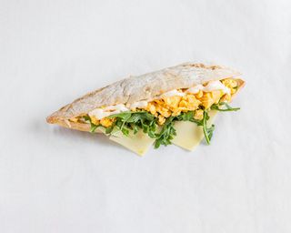 Baguette Focaccia De Huevos Revueltos