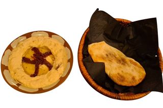 Przystawka Hummus Tomato - z suszonymi pomidorami + Pita