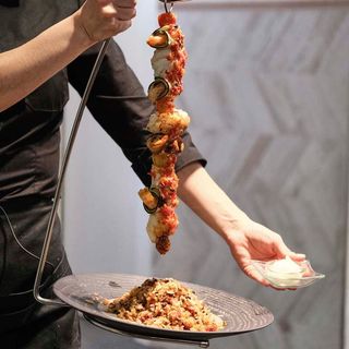 Esapada De Pixín Y Langostinos Con Arroz Salteado