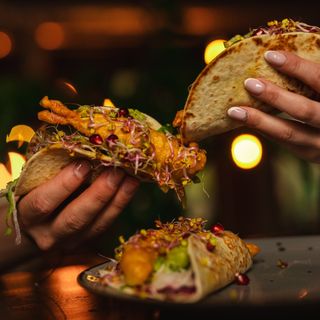 Taco z krewetką  w tempurze (3szt.)