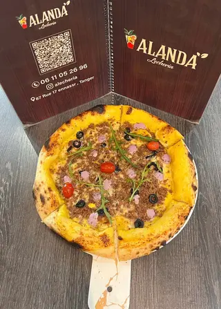 Pizza bolognaise
