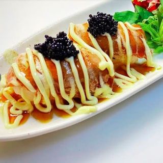 89.Nigiri De Atún Aburi & Tobiko Negro (2 Pzs.)