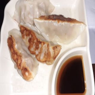 45. Gyozas de pollo (6unidades)