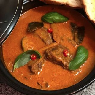 Filete De Pato Al Curry Rojo Y Leche De Coco