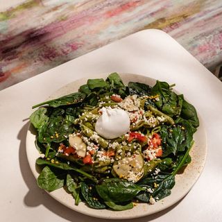 Burratina Pesto Salad