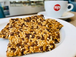 Крекер със семена (500г)