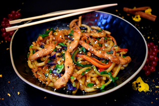Wok Udon Pui Sos Dulce-Picant
