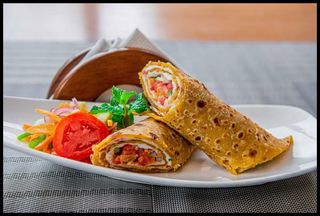 Vegetable Rolex, Chips & Soda